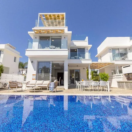 Milos Lifestyle H9 בית נופש פאראלימני