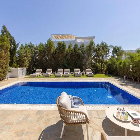 בית נופש Milos Lifestyle H9